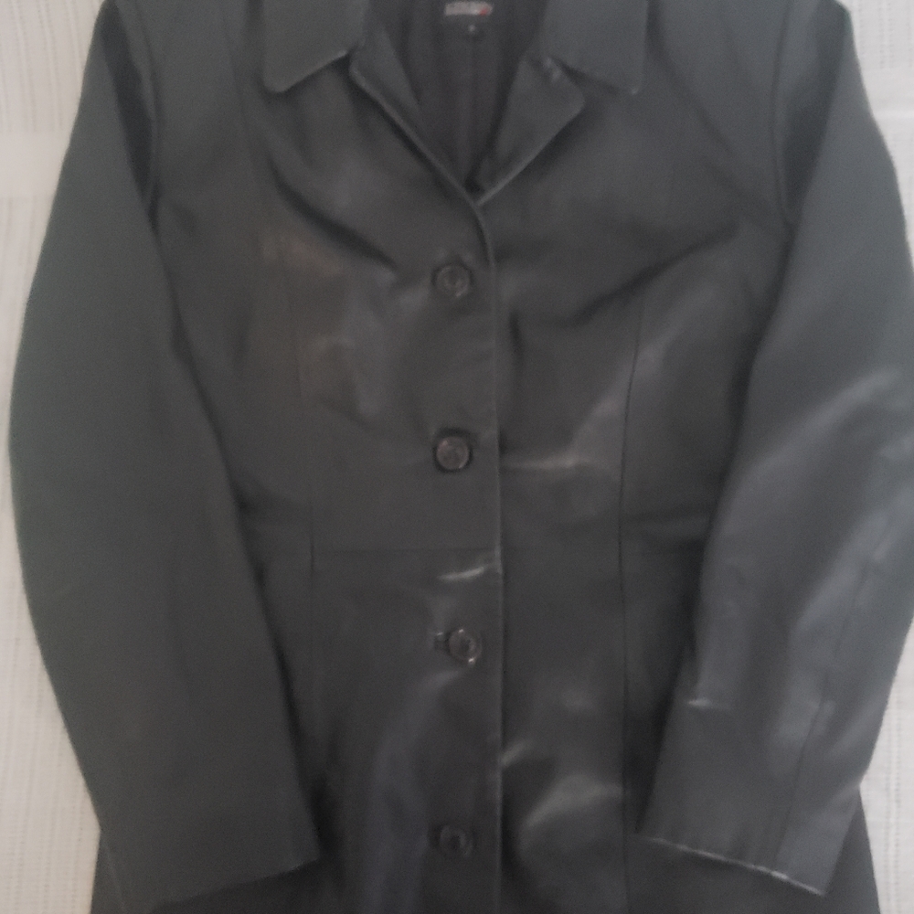 Crown black ladies leather jacket - Sz 8